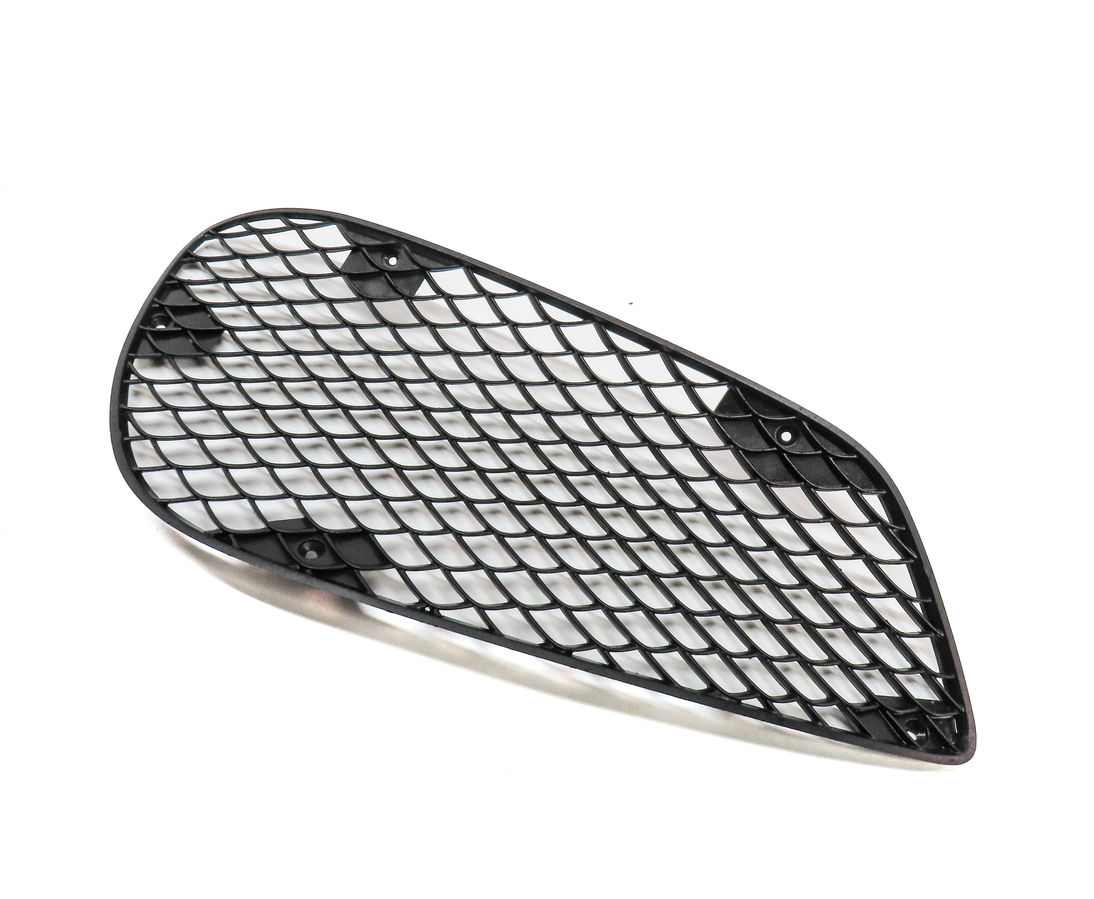 14-16 MERCEDES E-CLASS (W212) SEDAN FRONT LEFT DRIVER LOWER BUMPER GRILLE TRIM — exact item pictured